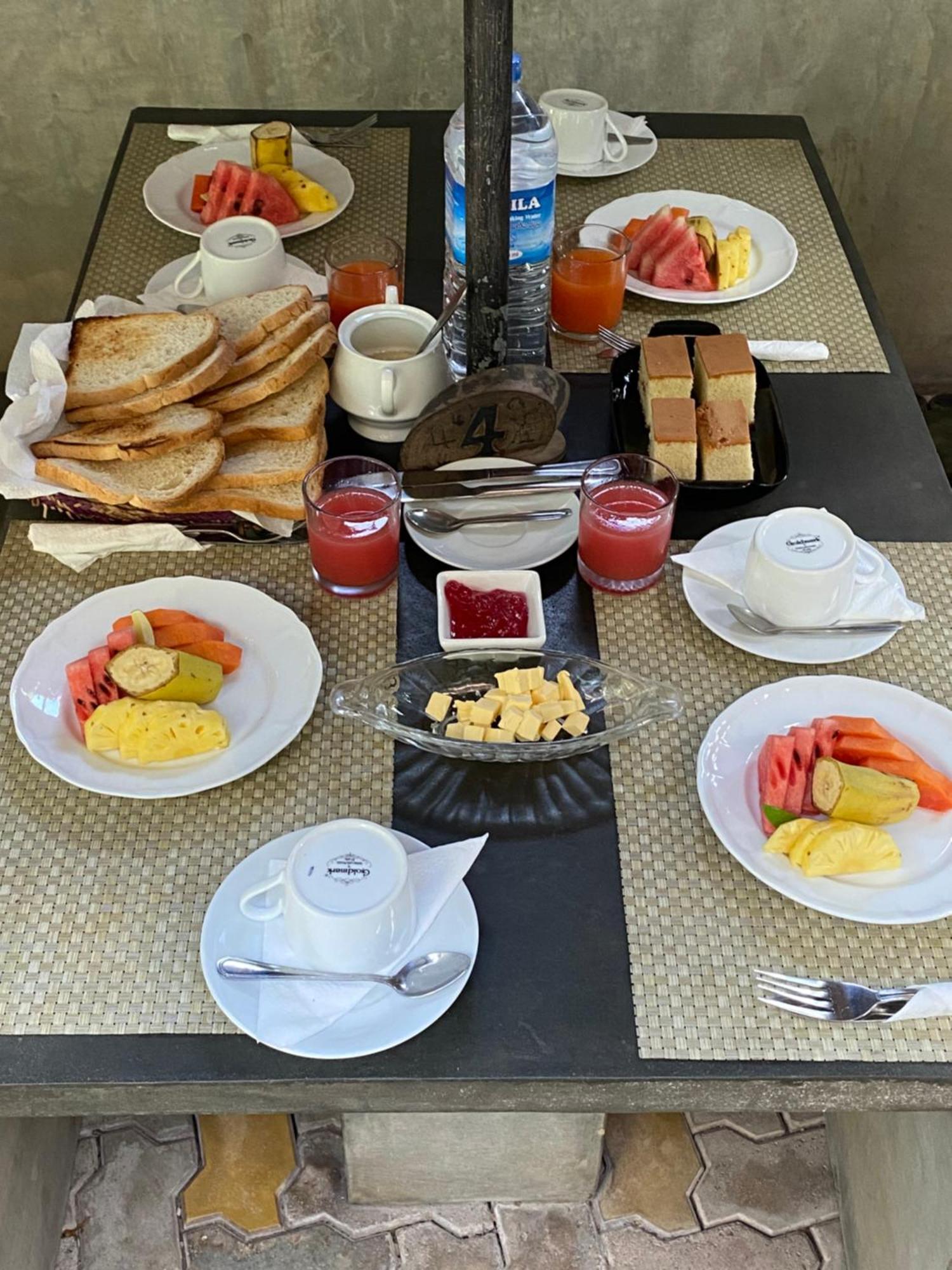 Hotel Tinaya دامبولا المظهر الخارجي الصورة